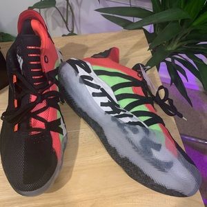 Dame 6 Ruthless Adidas